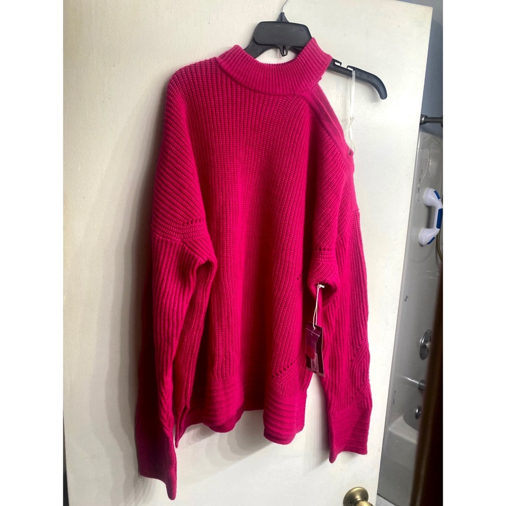 NWT Worthington cold shoulder sweater